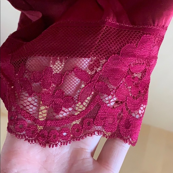 Silk Robes - Picture 2 of 2